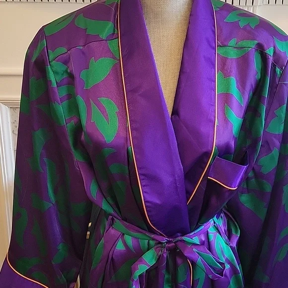 Vtg Victoria's Secret Gold Label Robe - Picture 2 of 8